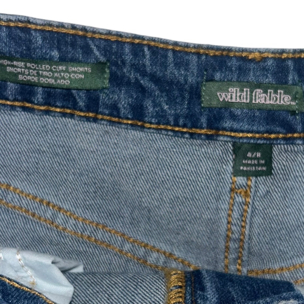 Wild‎ Fable High-Rise Rolled Cuff Shorts NWT Women’s 4/2.5” Inseam Medium Wash - Picture 5 of 9